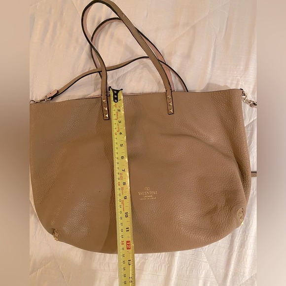 Valentino Reversible Tote Bag Tan and/or Pink - Picture 7 of 8